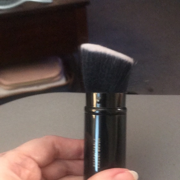 Laura Geller brush - Picture 5 of 6